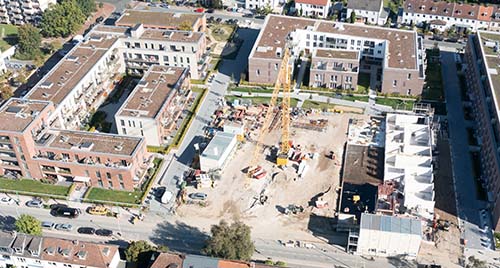 Foto der Baustelle nach der Fertigstellung des Untergeschosses.